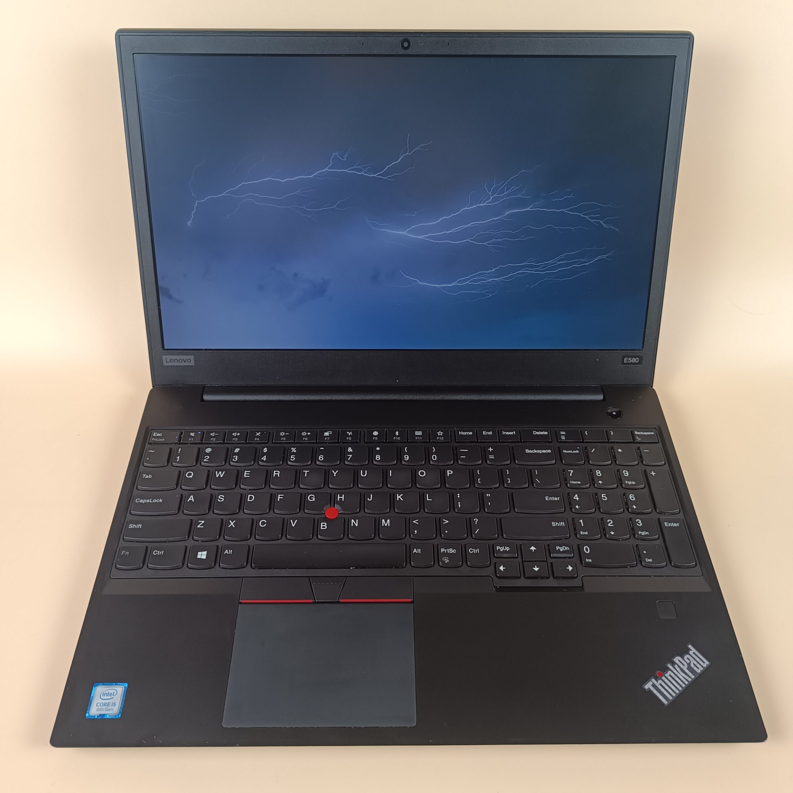 Lenovo ThinkPad E580 i5-8250U/8Гб/256Гб