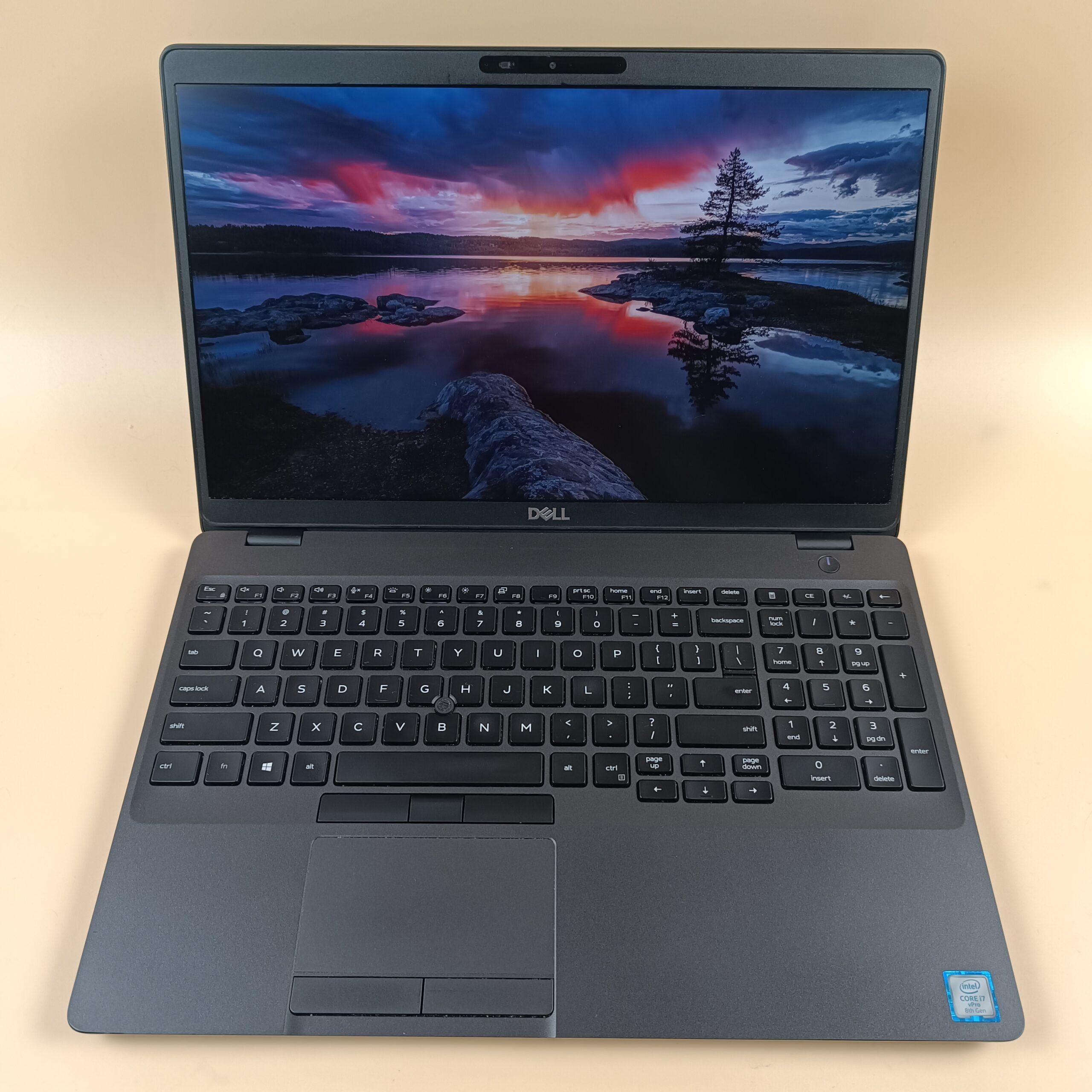 Dell Latitude 5500 i7-8665U/16Гб/512Гб