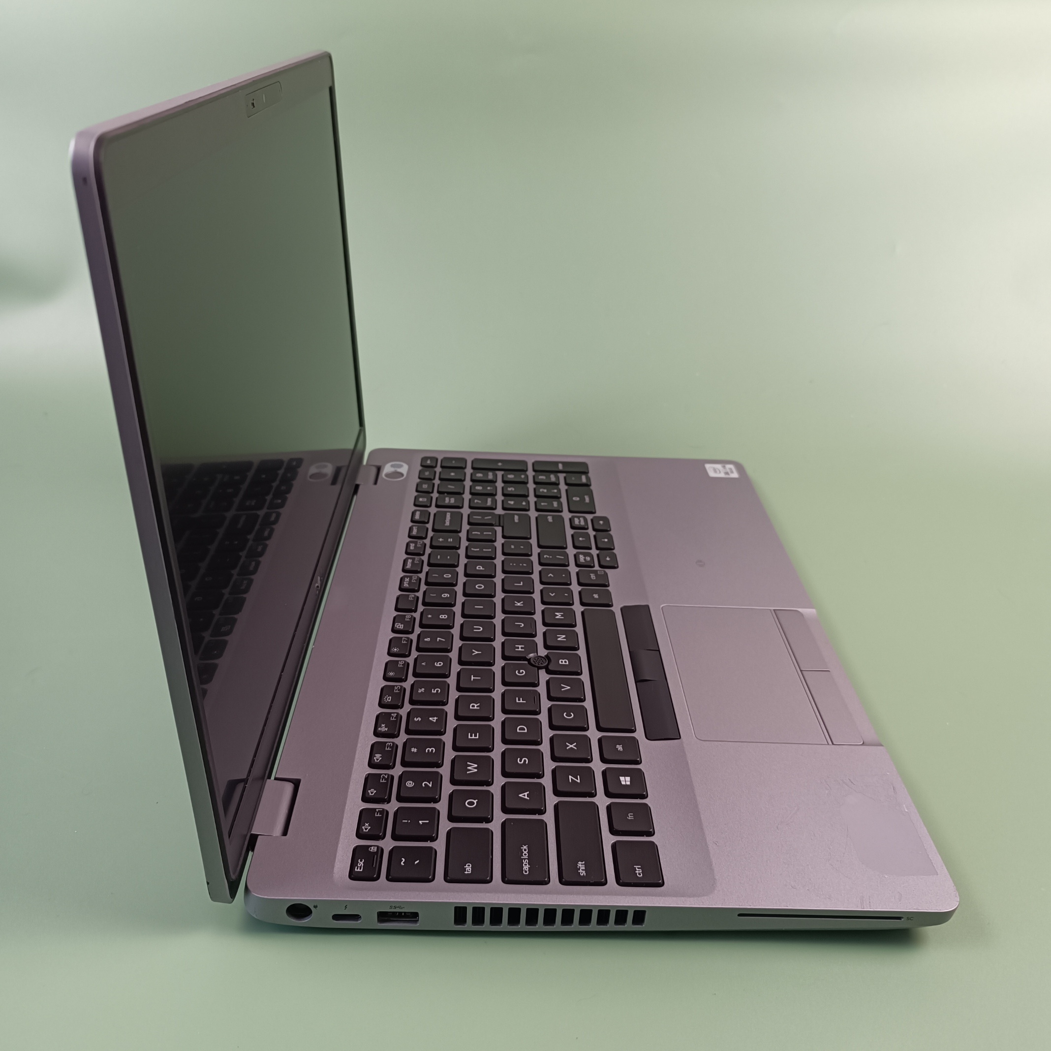 Dell Latitude 5511 i7-10850H/8Гб/256Гб - Зображення 4