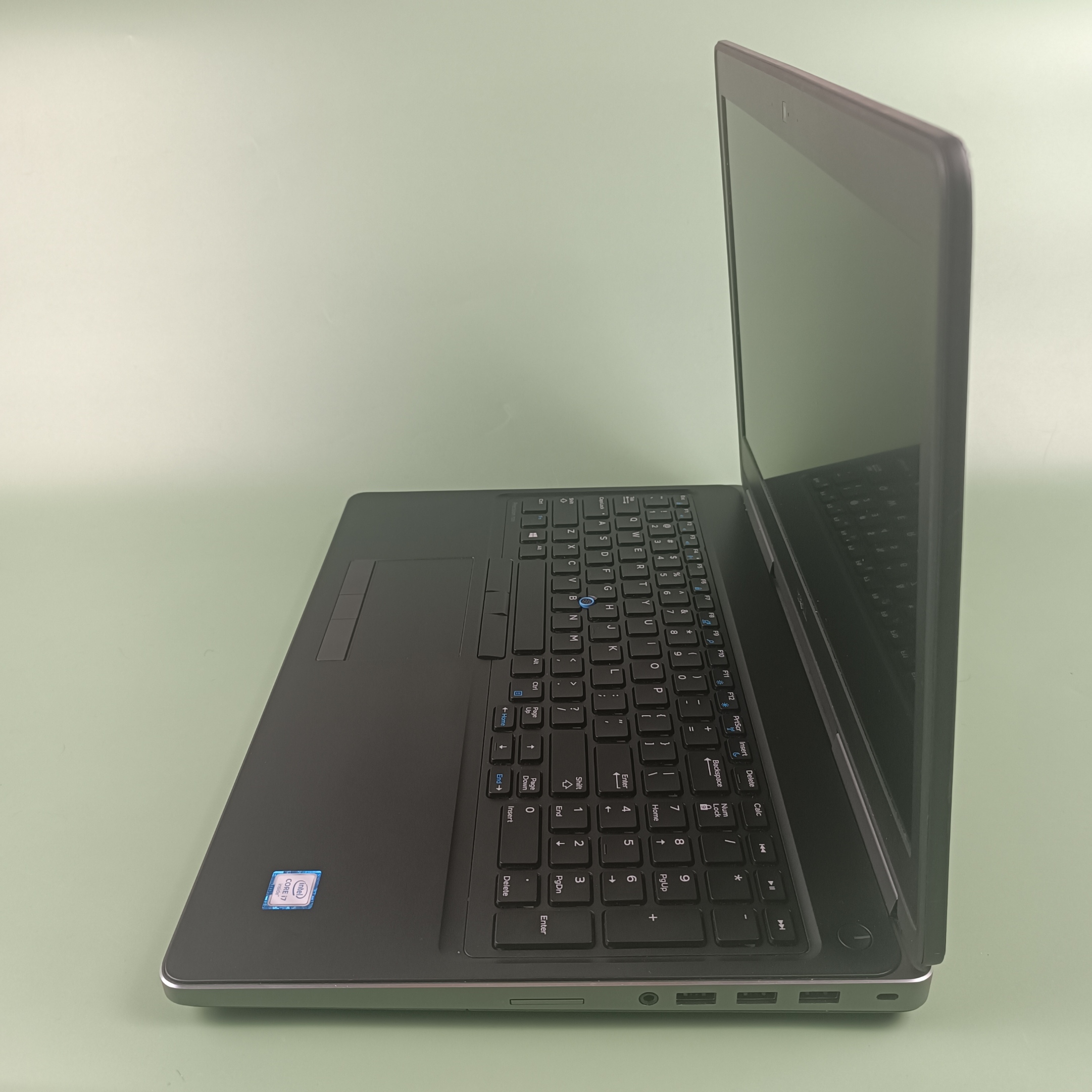 Dell Precision 7520 i7-6820HQ/16Гб/256Гб/Quadro M2200 4Гб - Зображення 5