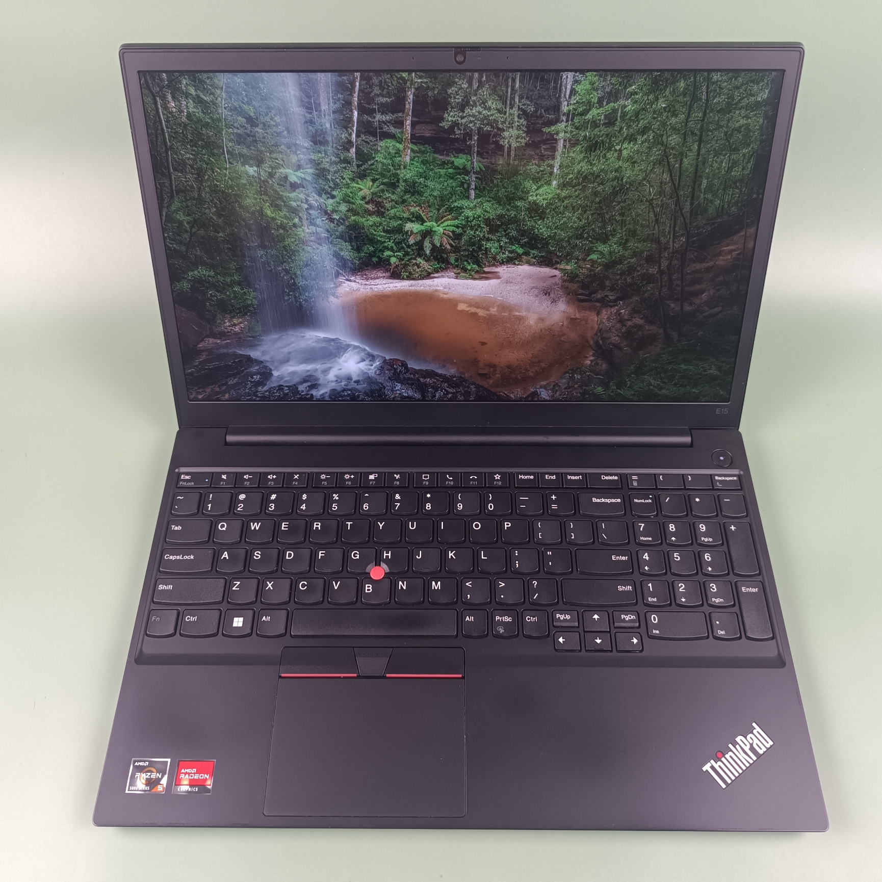 Lenovo ThinkPad E15 Gen3 Ryzen 5 5500U/8Гб/256Гб
